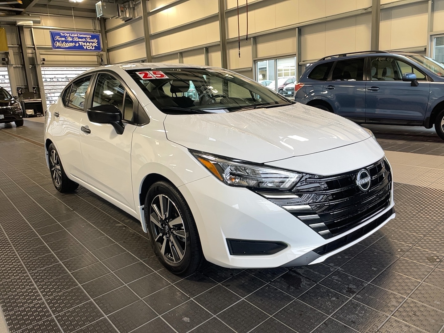 2025 Nissan Versa Sedan S's photo