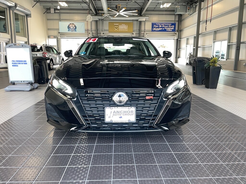 Used 2024 Nissan Altima 2.5 SR Sedan