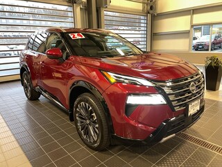 2024 Nissan Rogue PLATINUM AWD SUV near Providence
