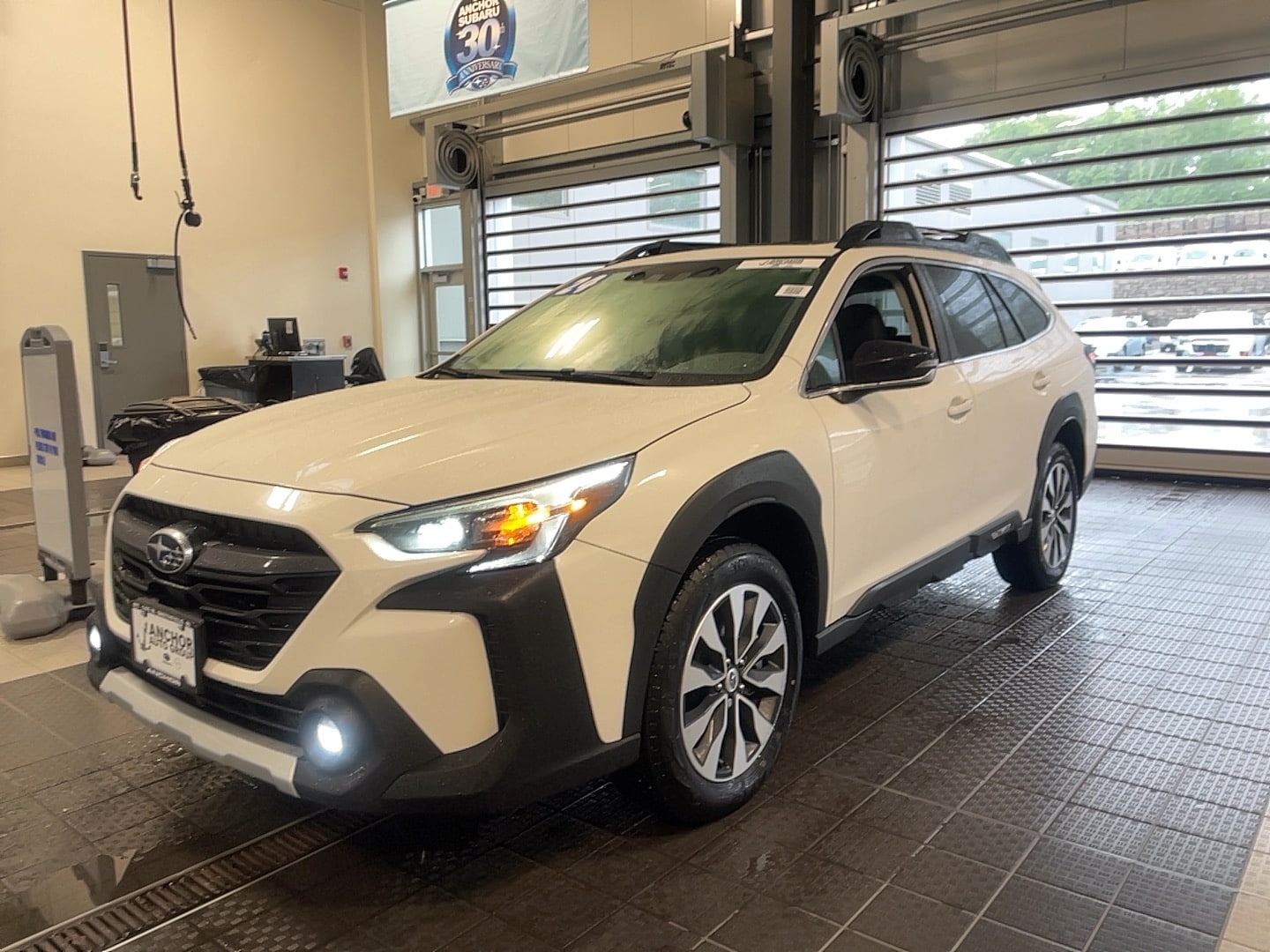 Used 2024 Subaru Outback Limited with VIN 4S4BTANC6R3276229 for sale in North Smithfield, RI