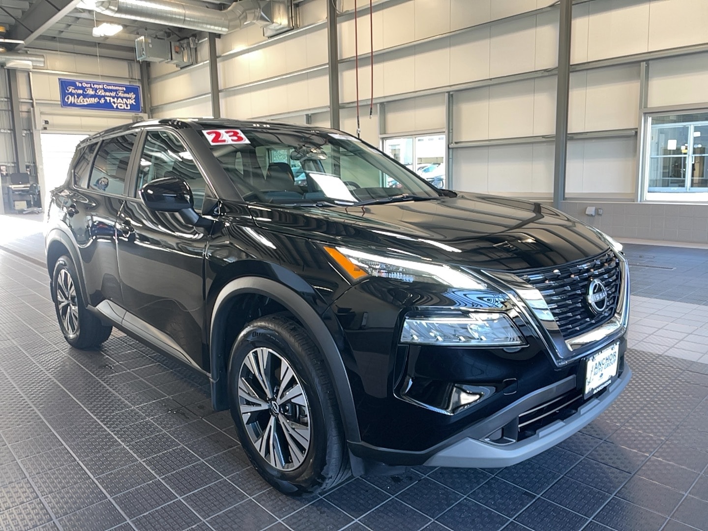 2023 Nissan Rogue SV's photo