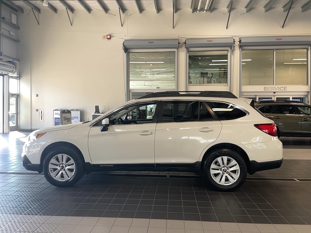 Used 2015 Subaru Outback PREMIUM SUV