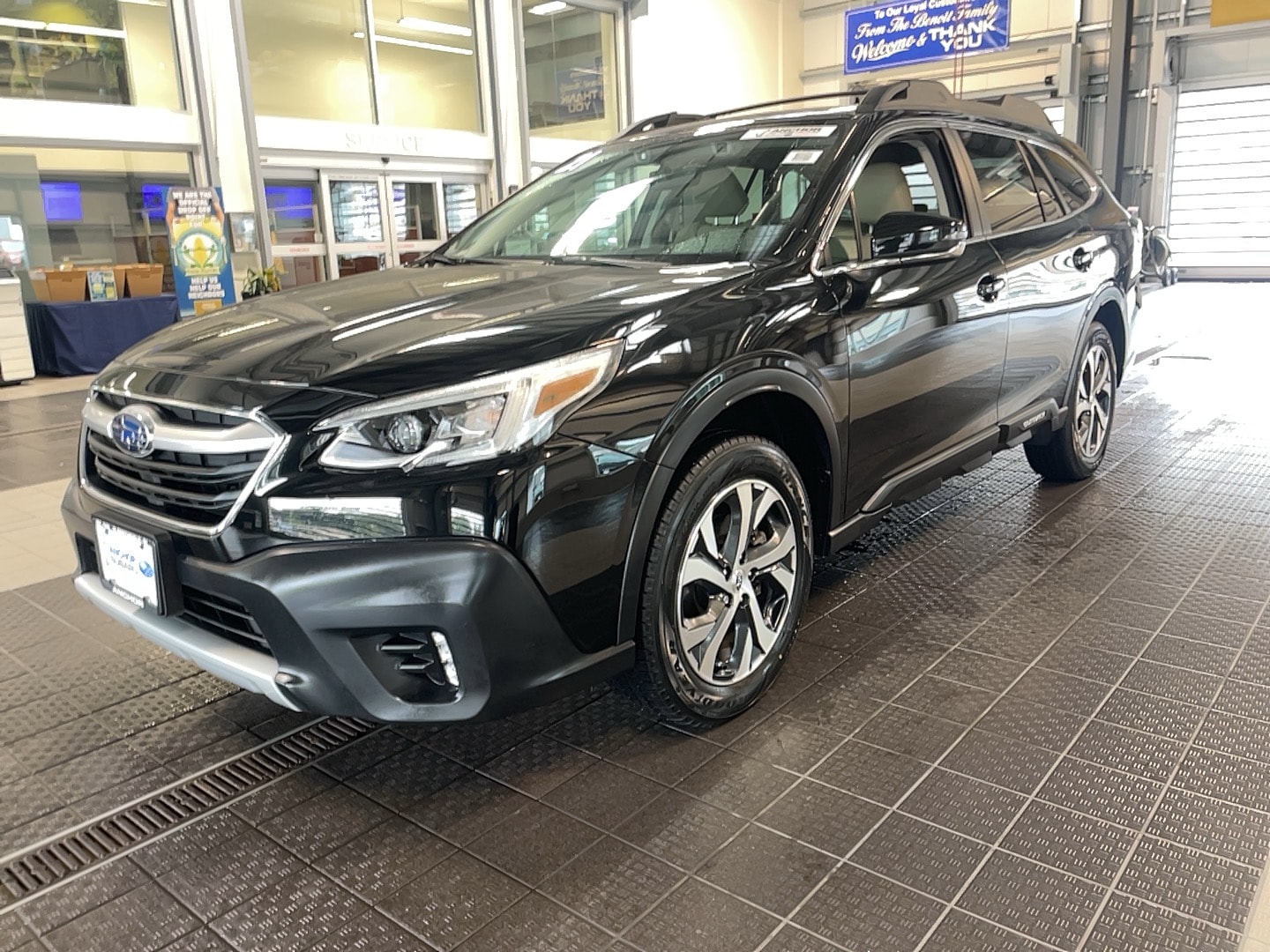 Used 2021 Subaru Outback Limited with VIN 4S4BTANC9M3207947 for sale in North Smithfield, RI