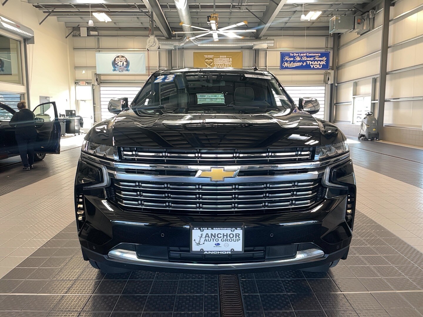 2023 Chevrolet Tahoe Premier photo 2