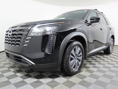 2026 Nissan Pathfinder SV SUV