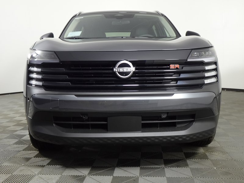 2026 Nissan Kicks SR photo 3