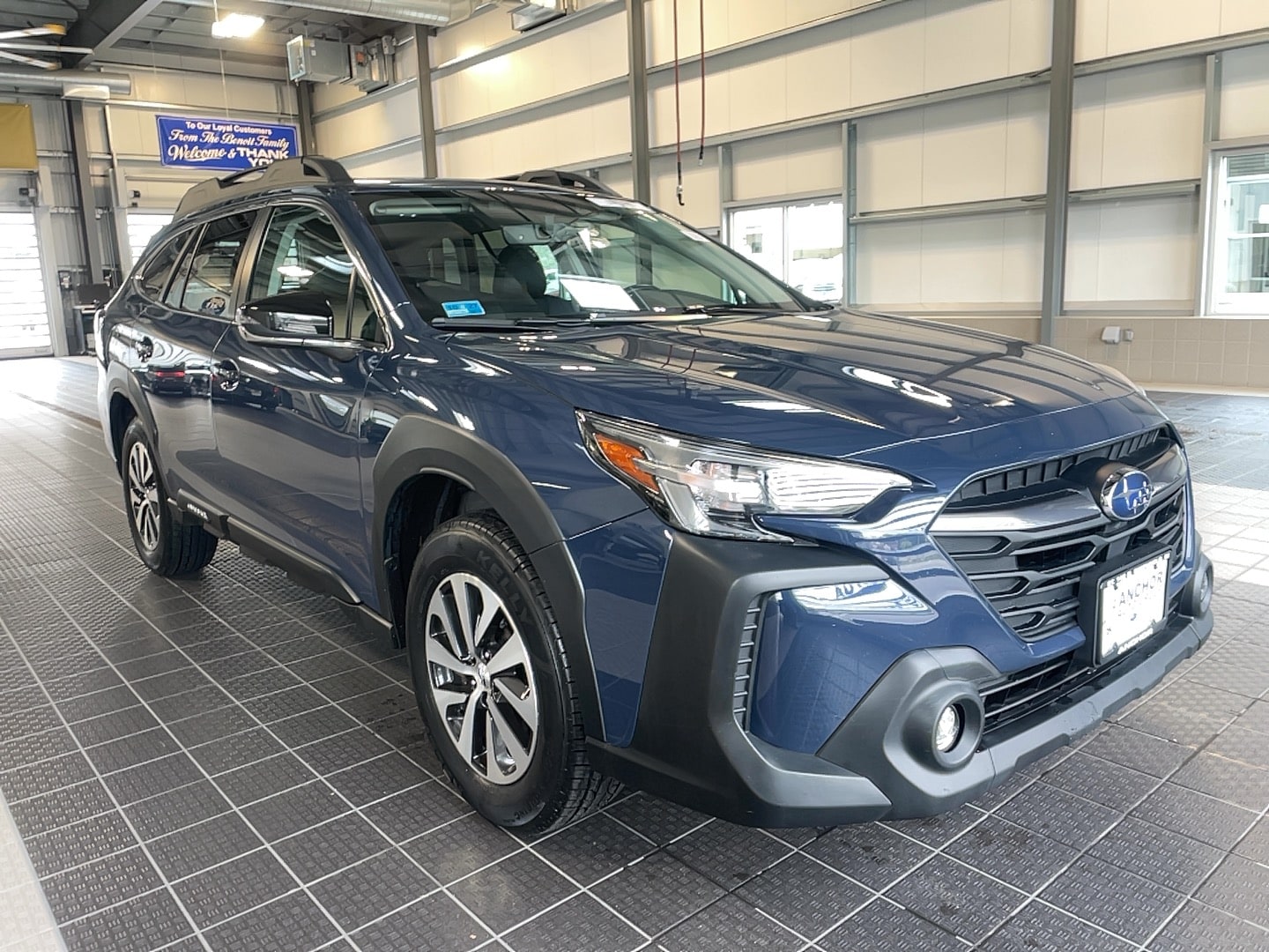 2024 Subaru Outback Premium's photo