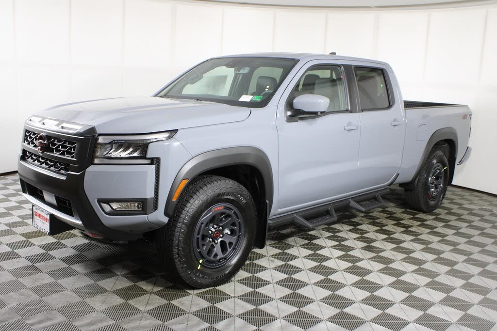 2026 Nissan Frontier PRO-4X's photo