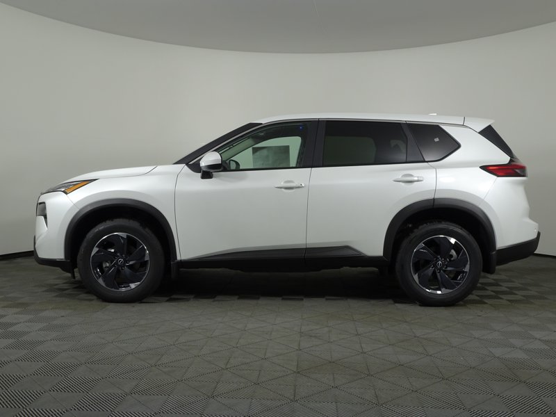 2026 Nissan Rogue SV photo 4