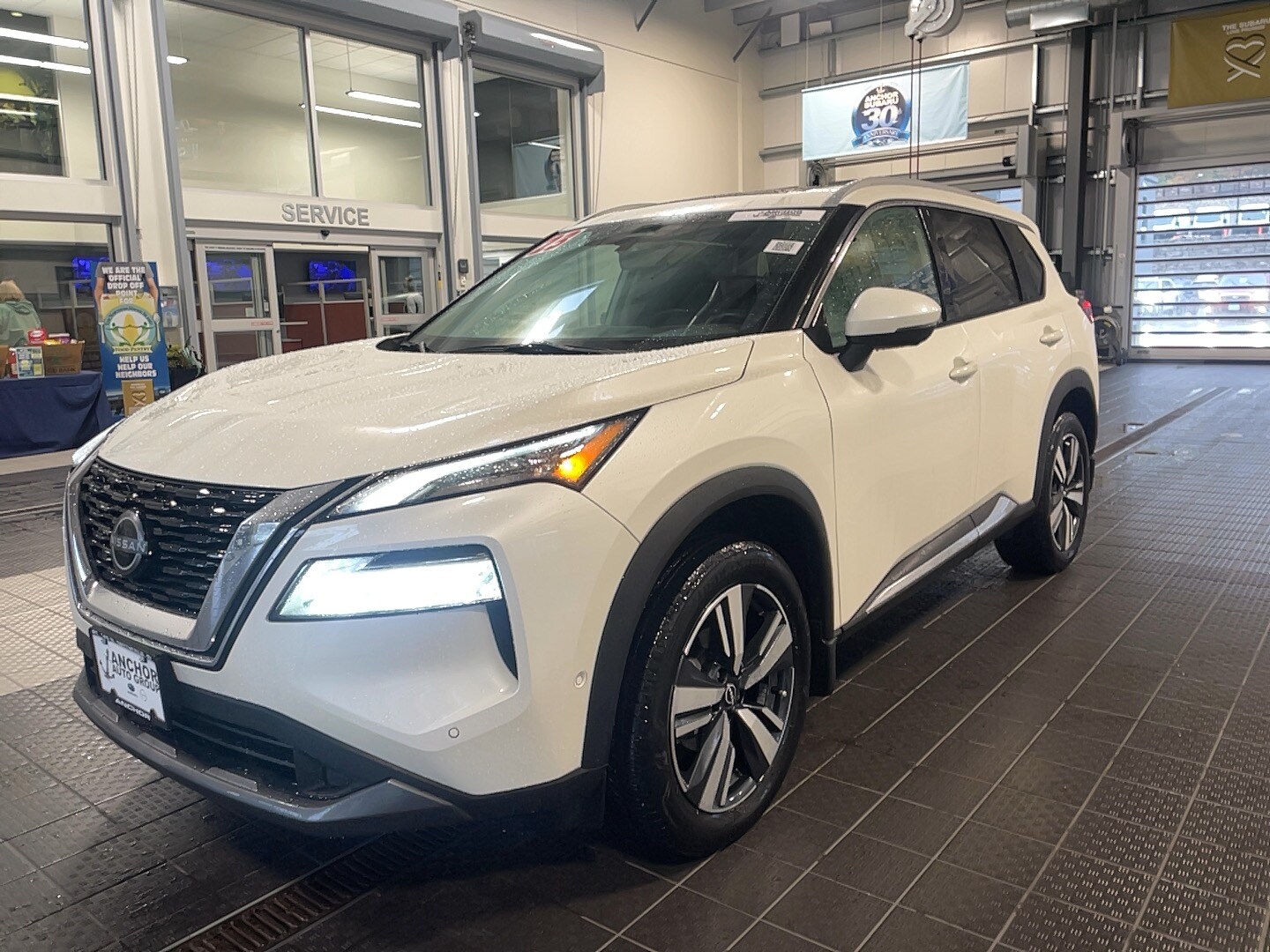 2023 Nissan Rogue SL AWD photo 2