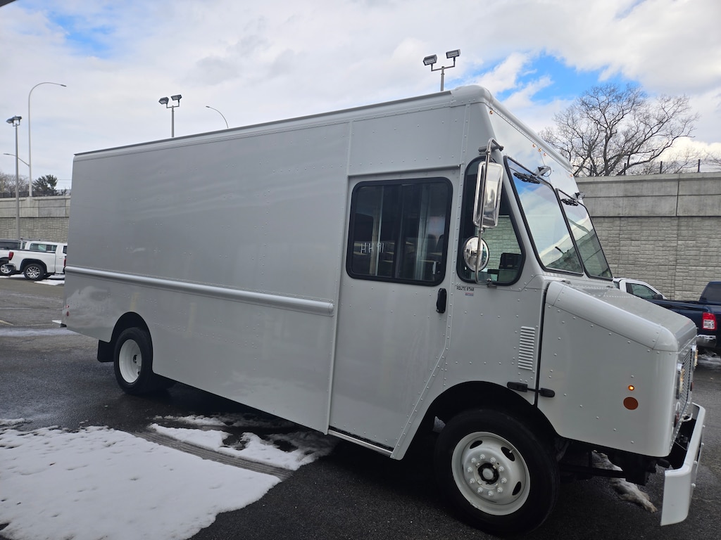 Used 2022 Ford F-59 BOX VAN BOX TRUCK