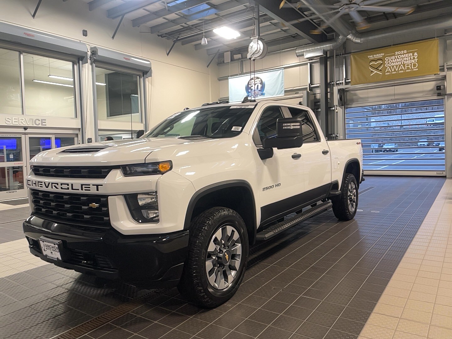 2022 Chevrolet Silverado 2500HD Custom photo 3