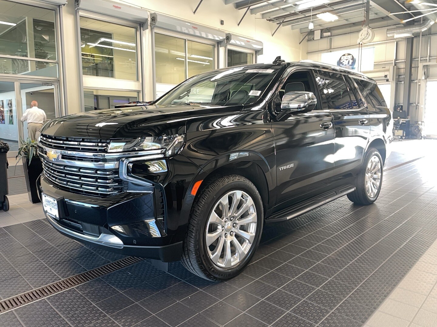 2023 Chevrolet Tahoe Premier photo 3