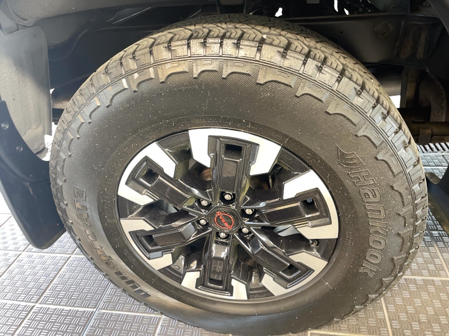 2023 Nissan Frontier PRO-4X photo 4