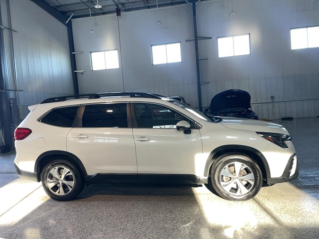 Used 2023 Subaru Ascent PREMIUM SUV