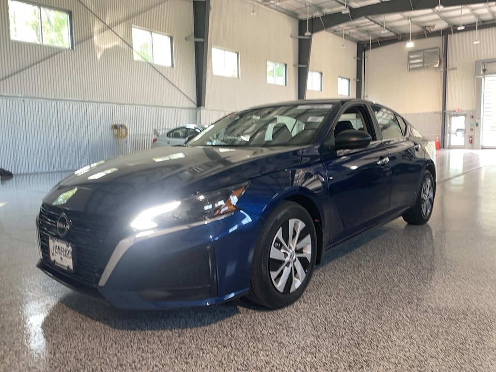 Used 2024 Nissan Altima 2.5 S Sedan