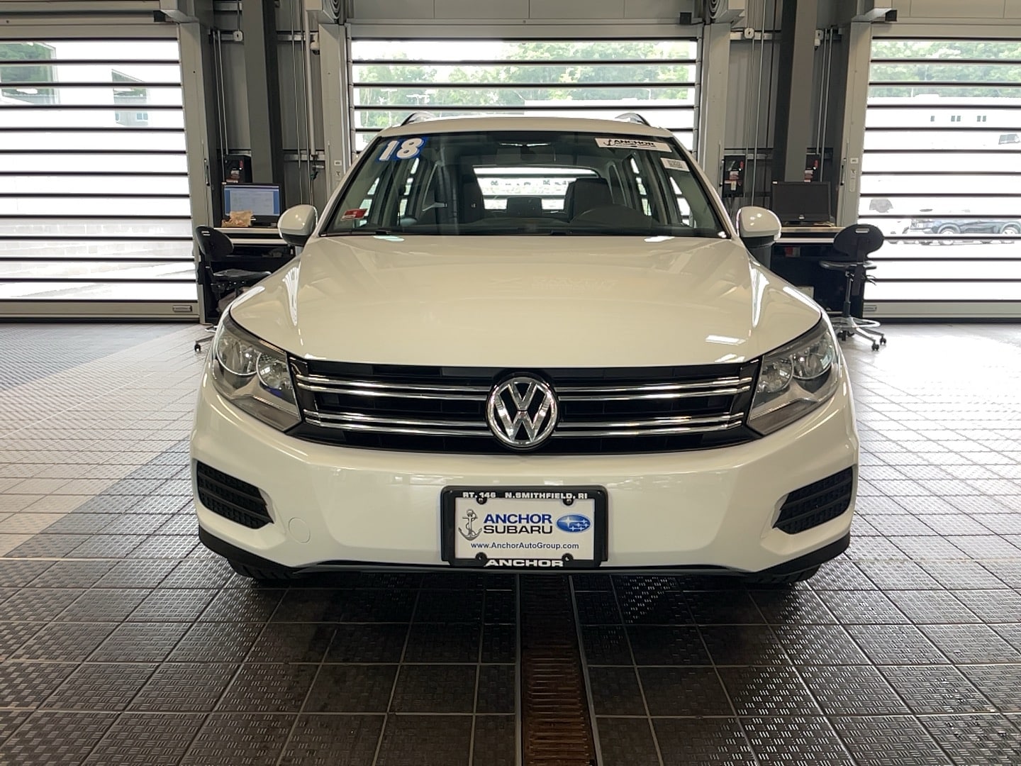 Used 2018 Volkswagen Tiguan Limited Base with VIN WVGBV7AX0JK004811 for sale in North Smithfield, RI