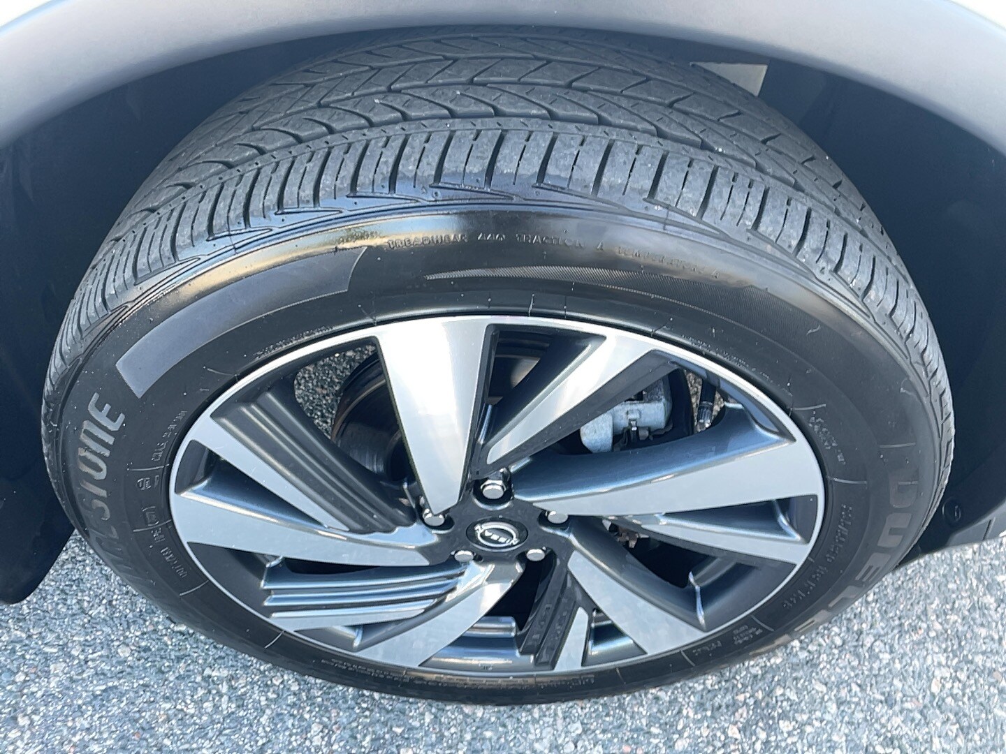 2023 Nissan Murano SL photo 3