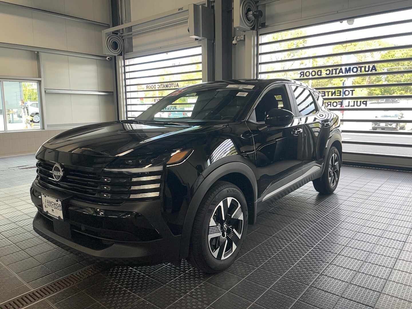 2025 Nissan Kicks SV photo 3