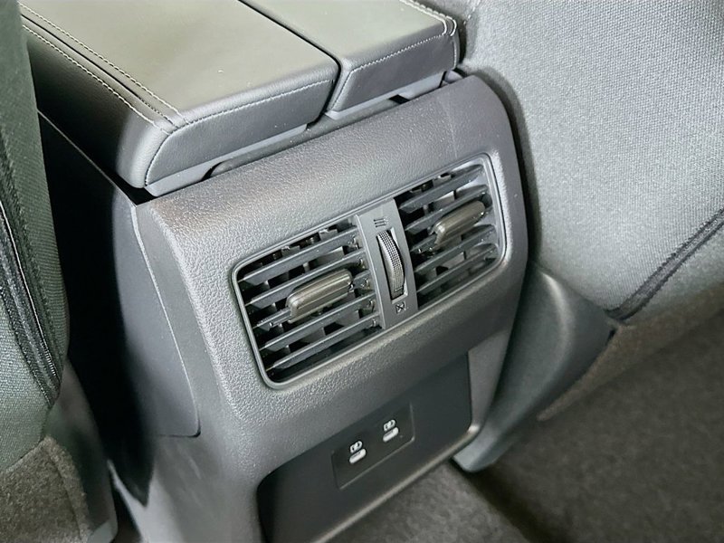 2026 Nissan Rogue SV - Photo 18