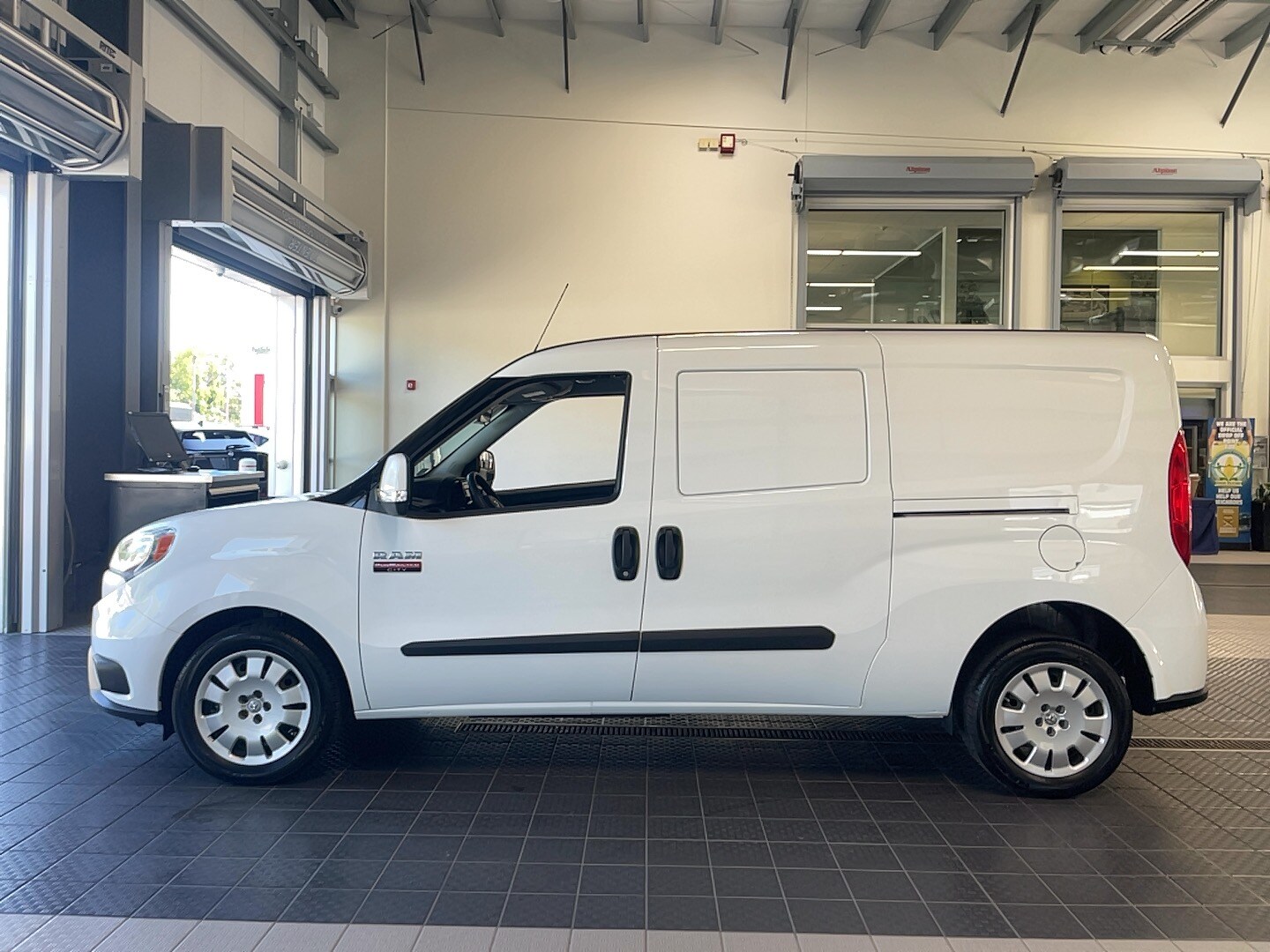 2021 Ram ProMaster City Tradesman SLT photo 4