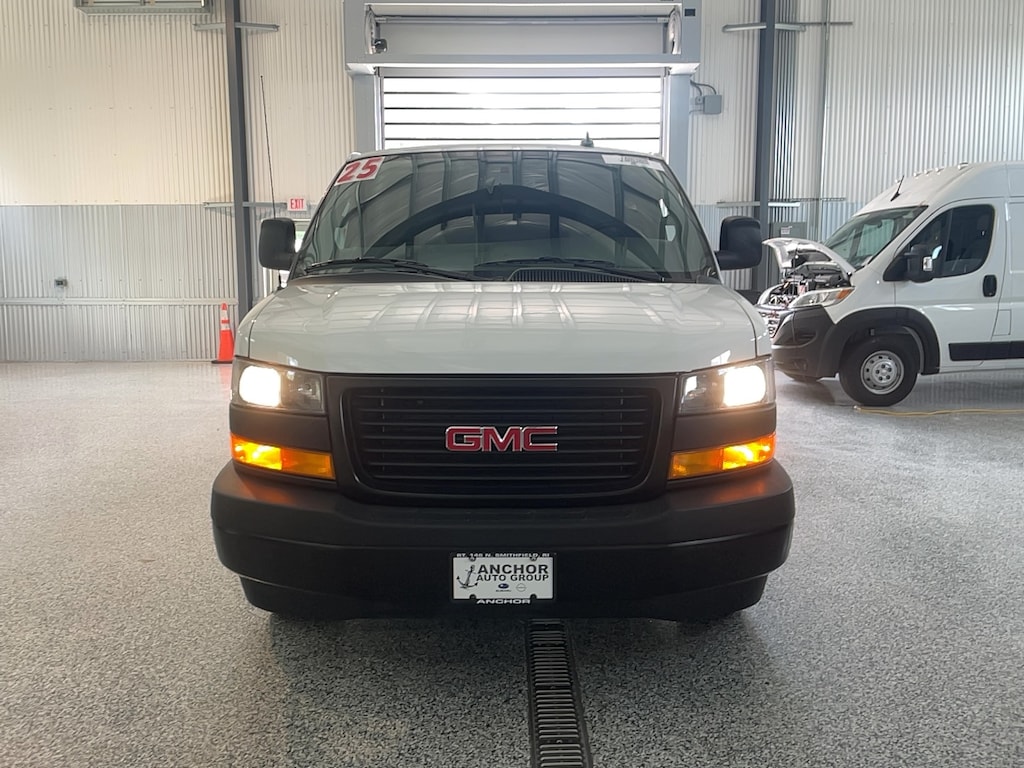 Used 2025 GMC Savana 3500 EXTENDED V8 VAN
