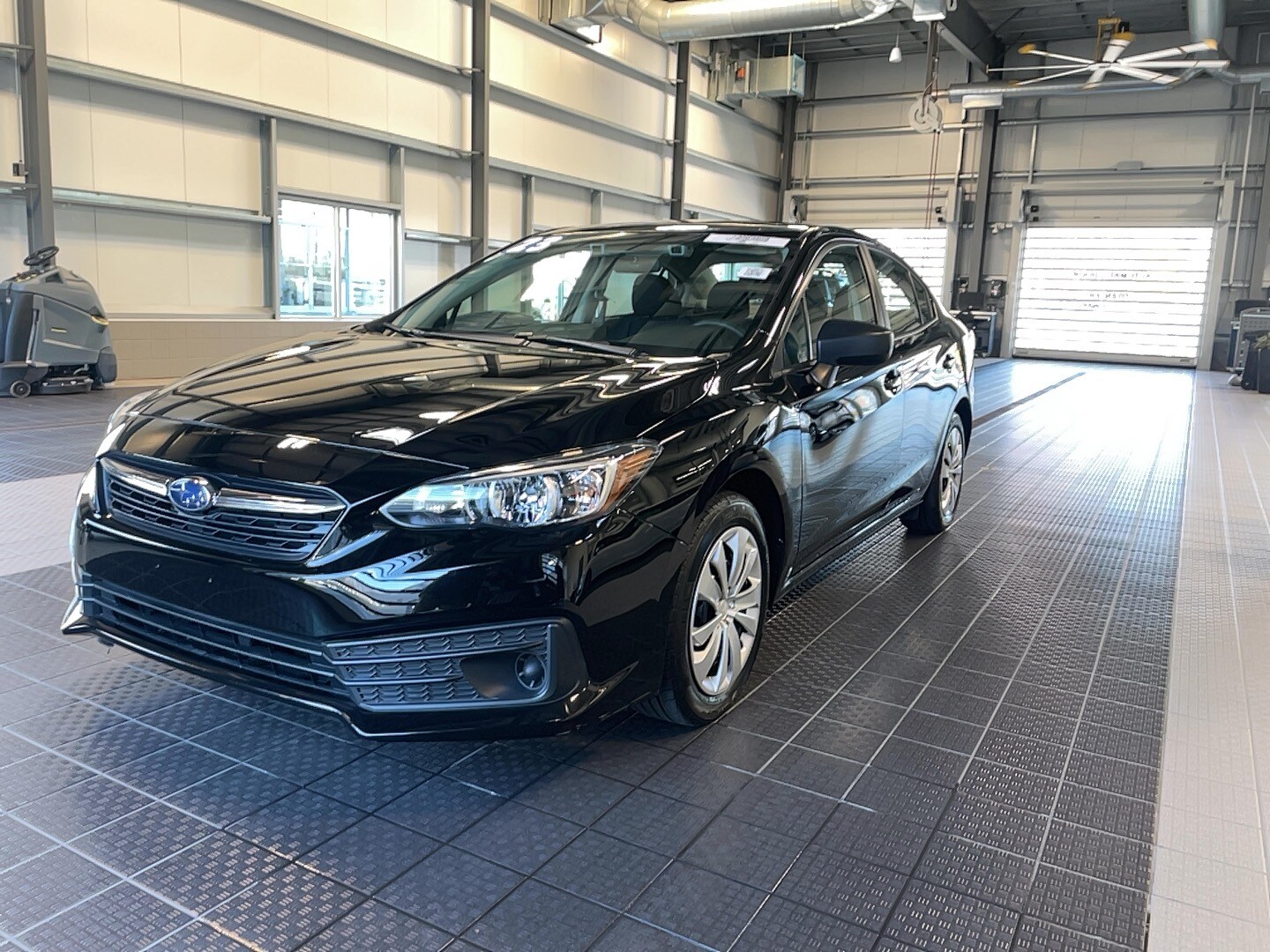 2023 Subaru Impreza 2.0i photo 3