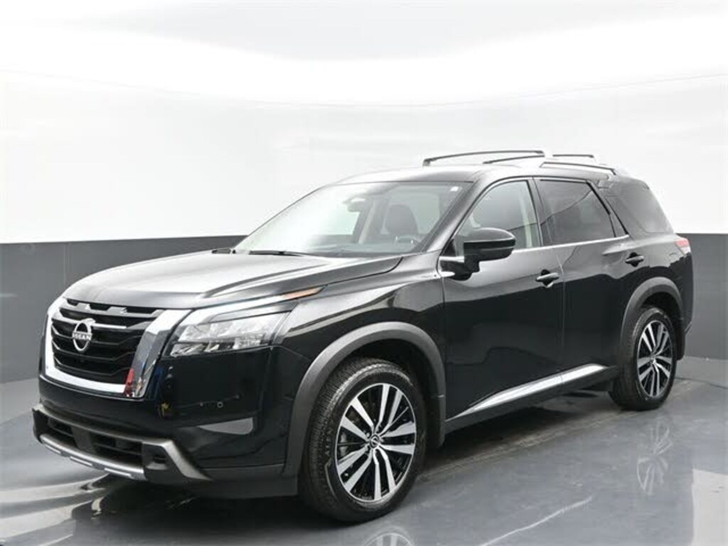 New 2025 Nissan Pathfinder PLATINUM SUV