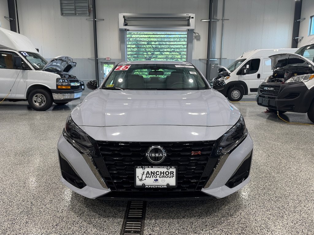 Used 2025 Nissan Altima 2.5 SR PREMIUM AWD Sedan