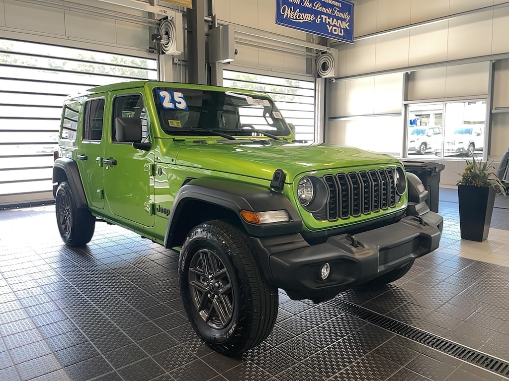 Used 2025 Jeep Wrangler Unlimited SPORT S 4X4 SUV