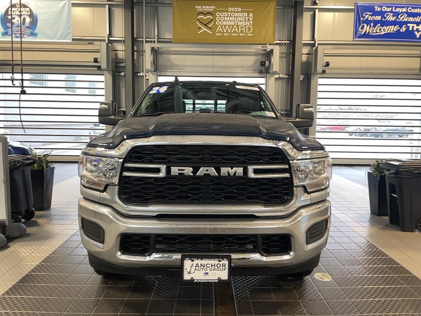 2024 Ram 2500 Tradesman photo 2