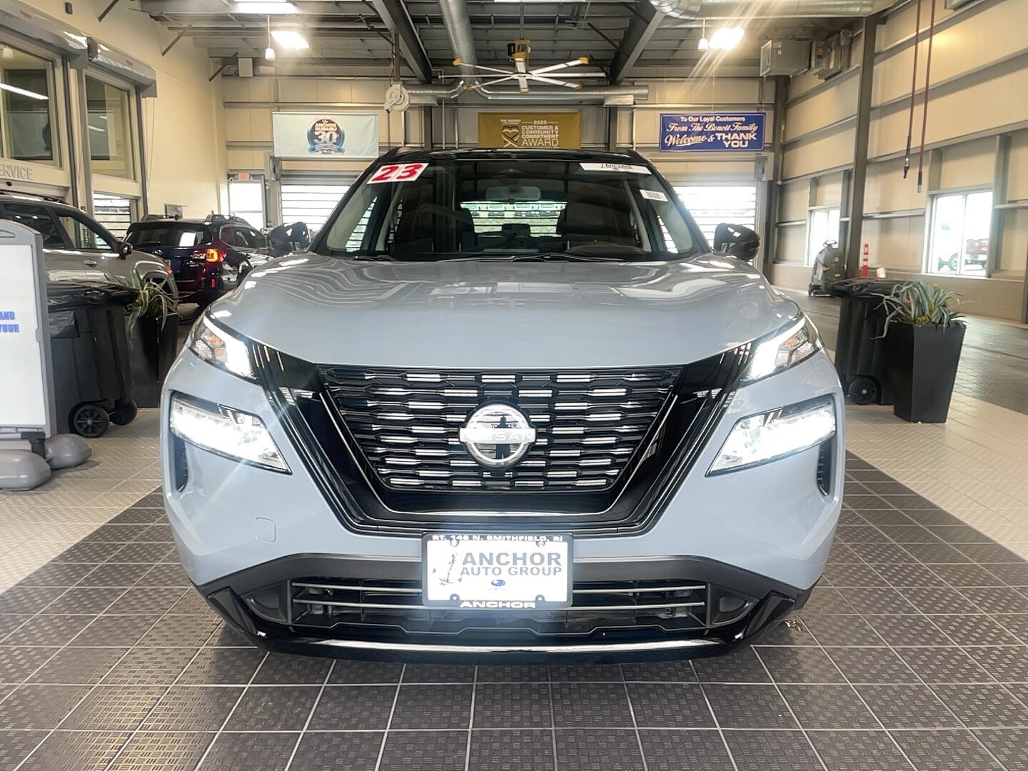 2023 Nissan Rogue SV Midnight Edition photo 2