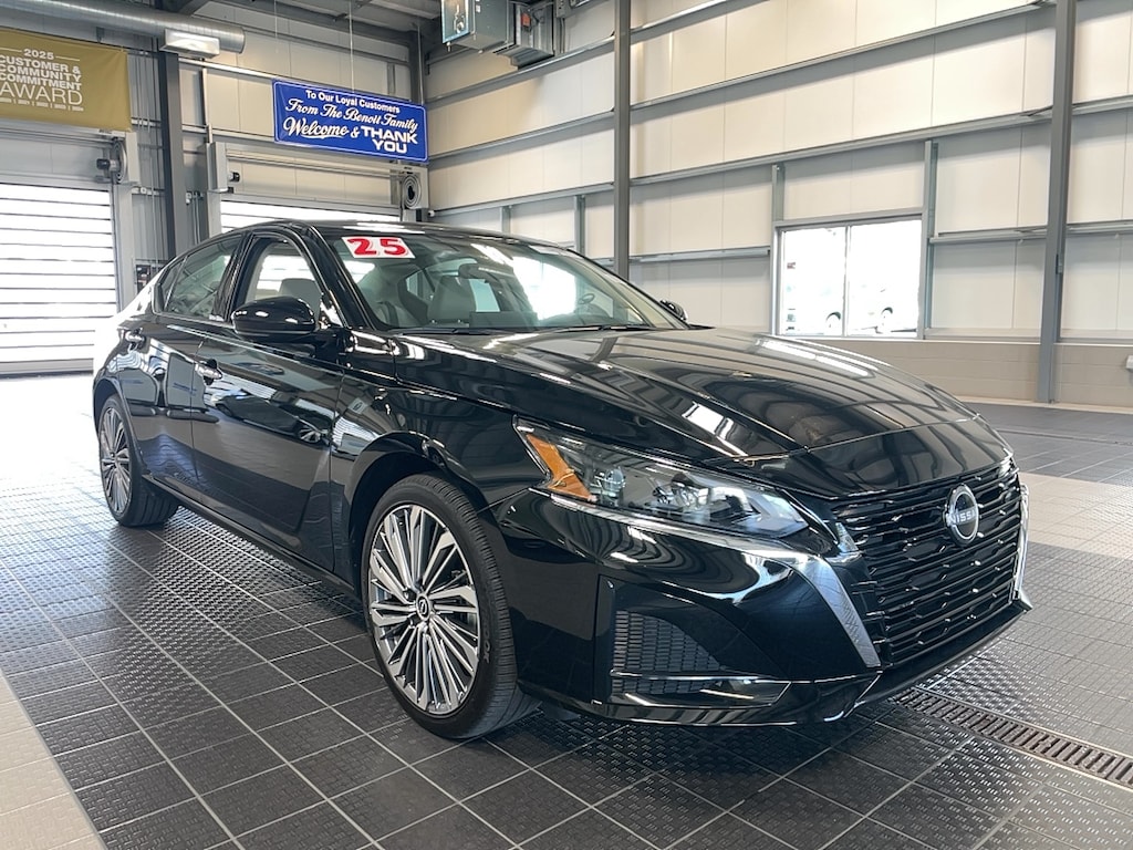 Used 2025 Nissan Altima 2.5 SL AWD Sedan
