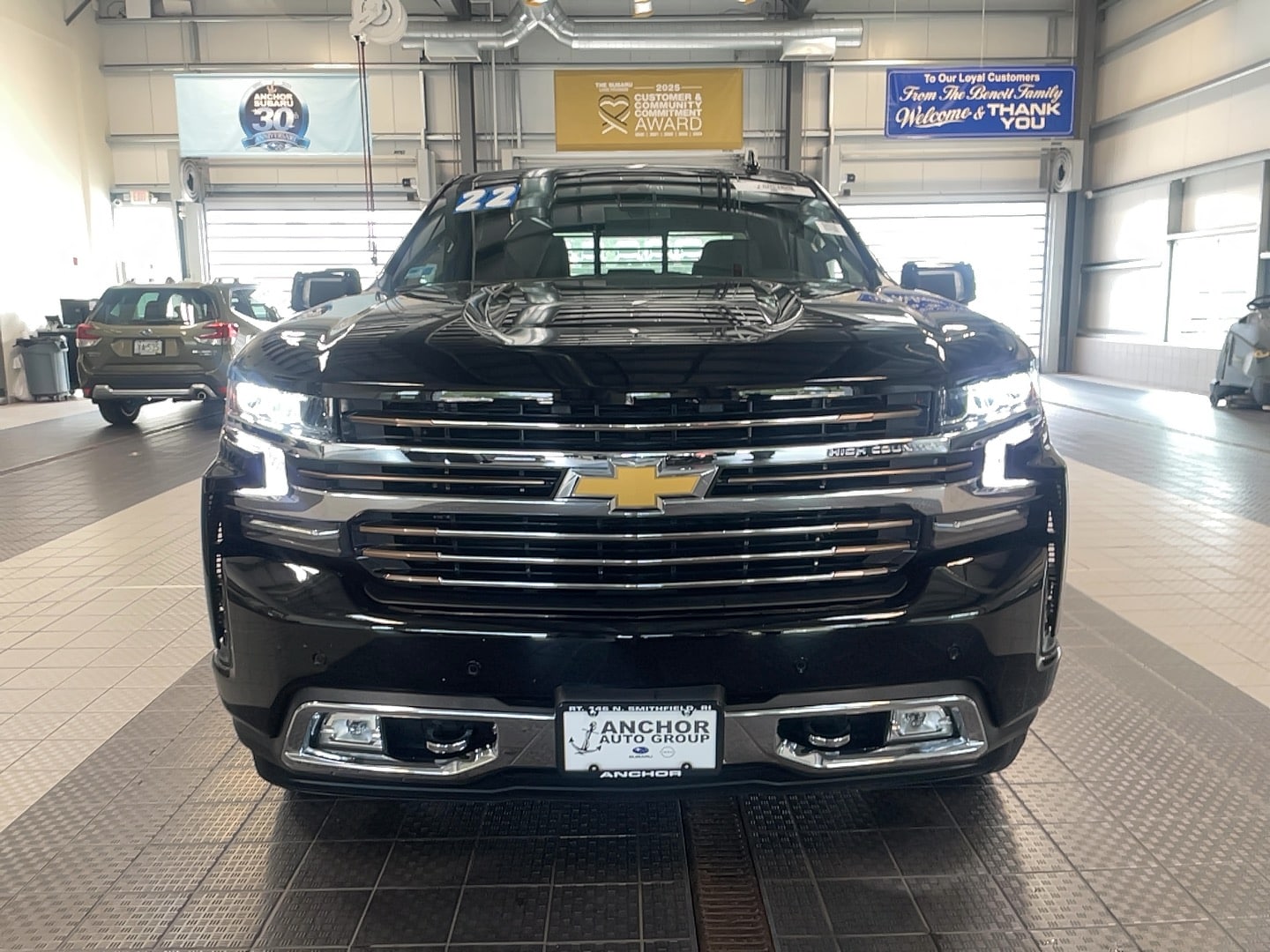 Used 2022 Chevrolet Silverado 1500 Limited High Country with VIN 1GCUYHED4NZ232415 for sale in North Smithfield, RI