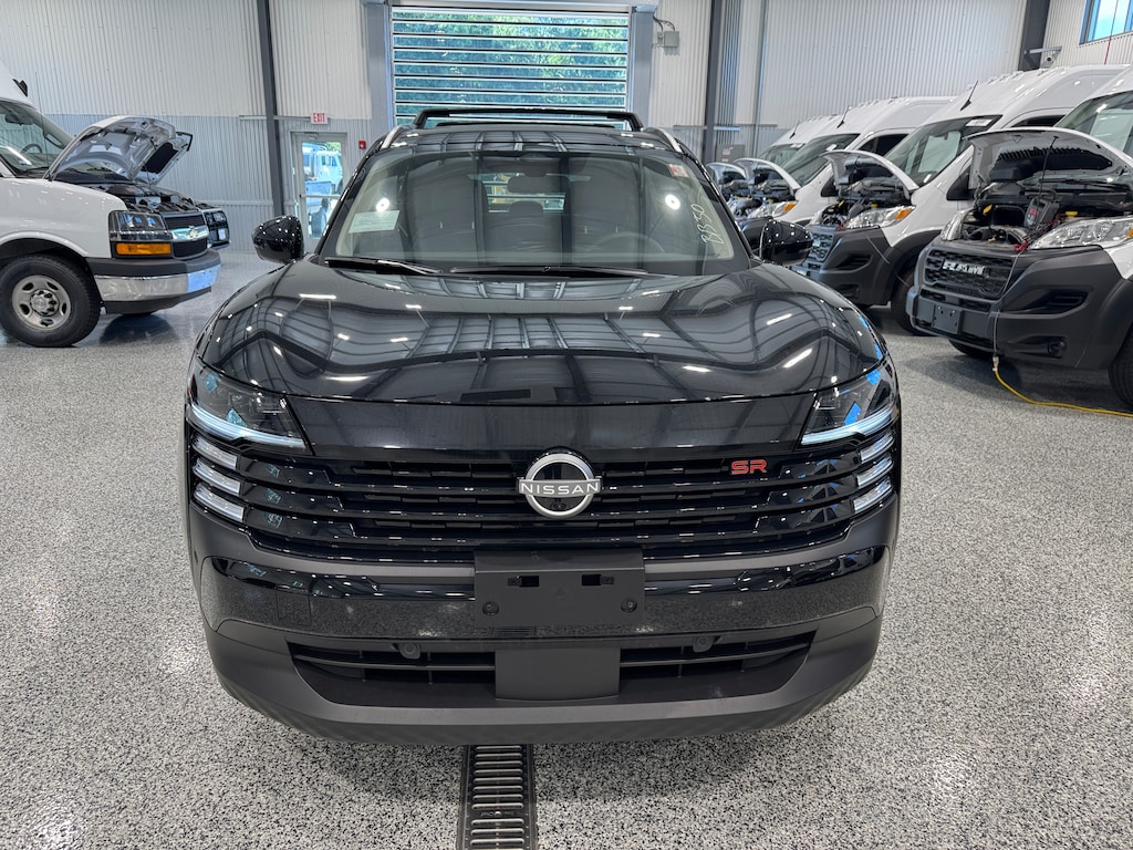 New 2026 Nissan Kicks SR PREMIUM SUV