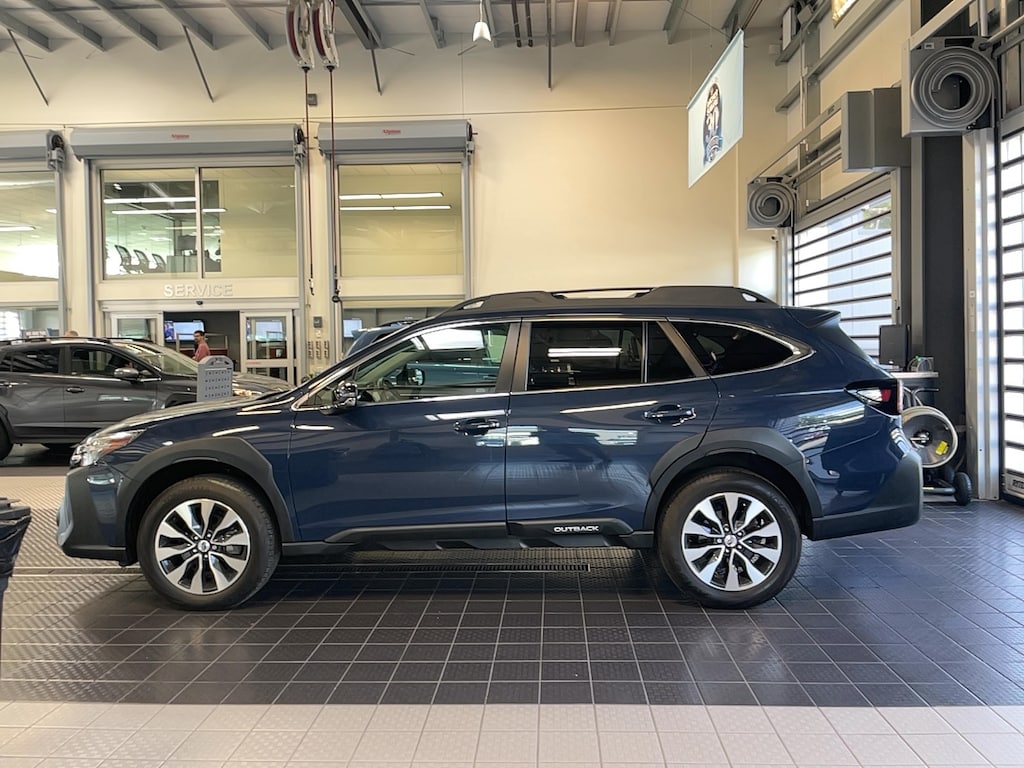 Used 2024 Subaru Outback LIMITED SUV