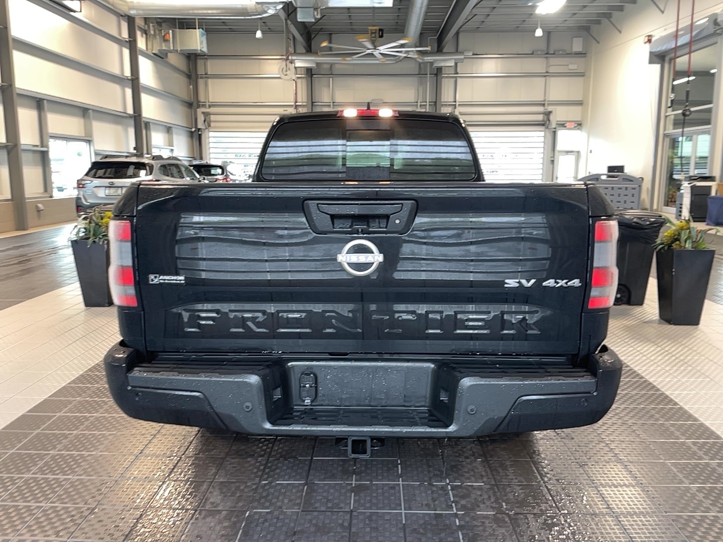 2024 Nissan Frontier SV - Photo 17