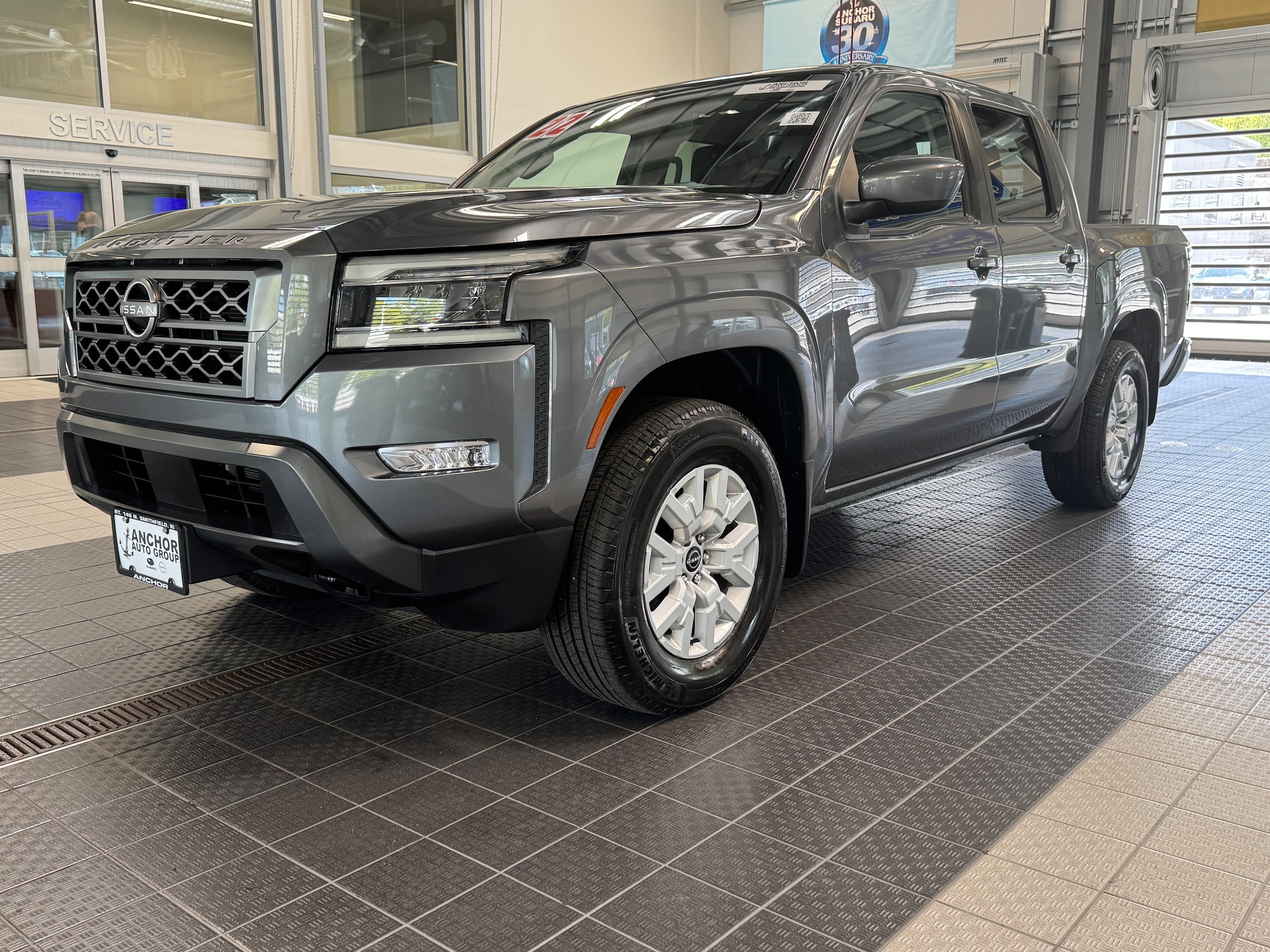 2022 Nissan Frontier SV Crew Cab 4X4 SWB's photo