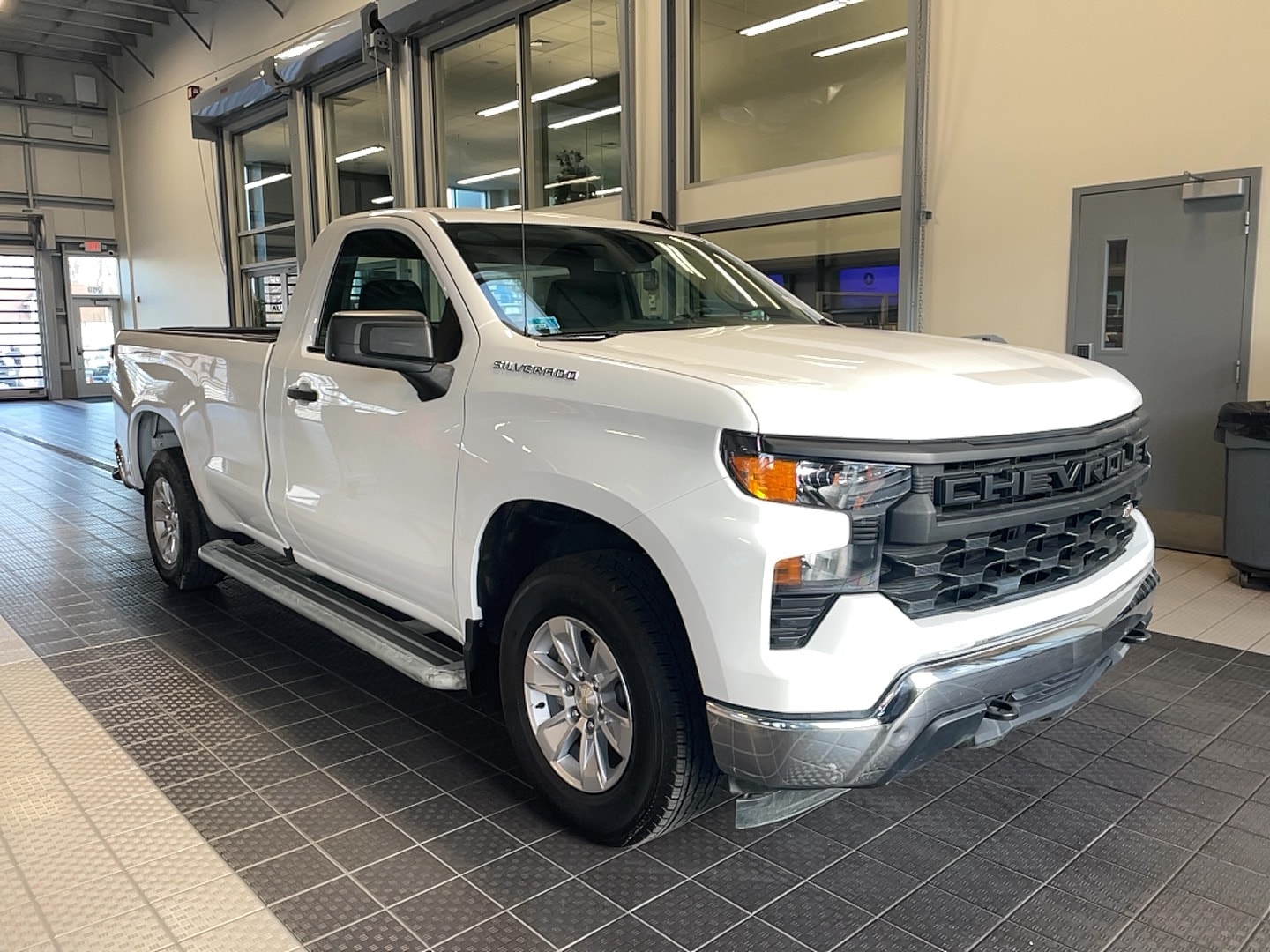 2024 Chevrolet Silverado 1500 Work Truck's photo