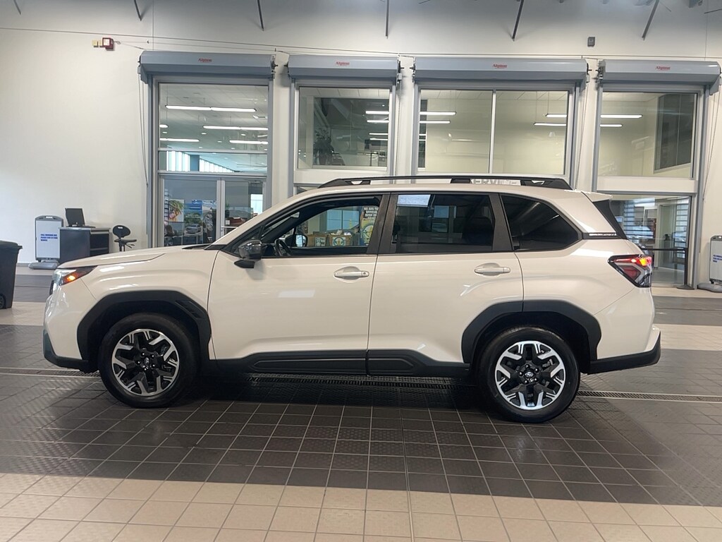 Used 2025 Subaru Forester PREMIUM SUV