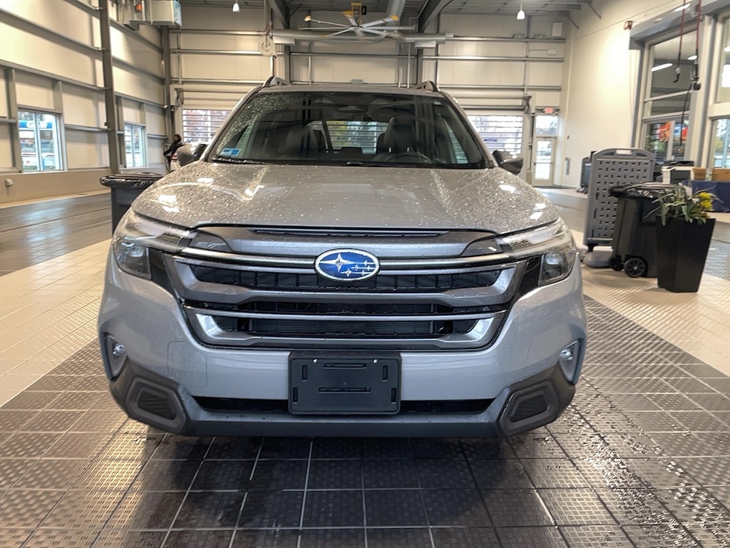 Used 2025 Subaru Forester LIMITED SUV