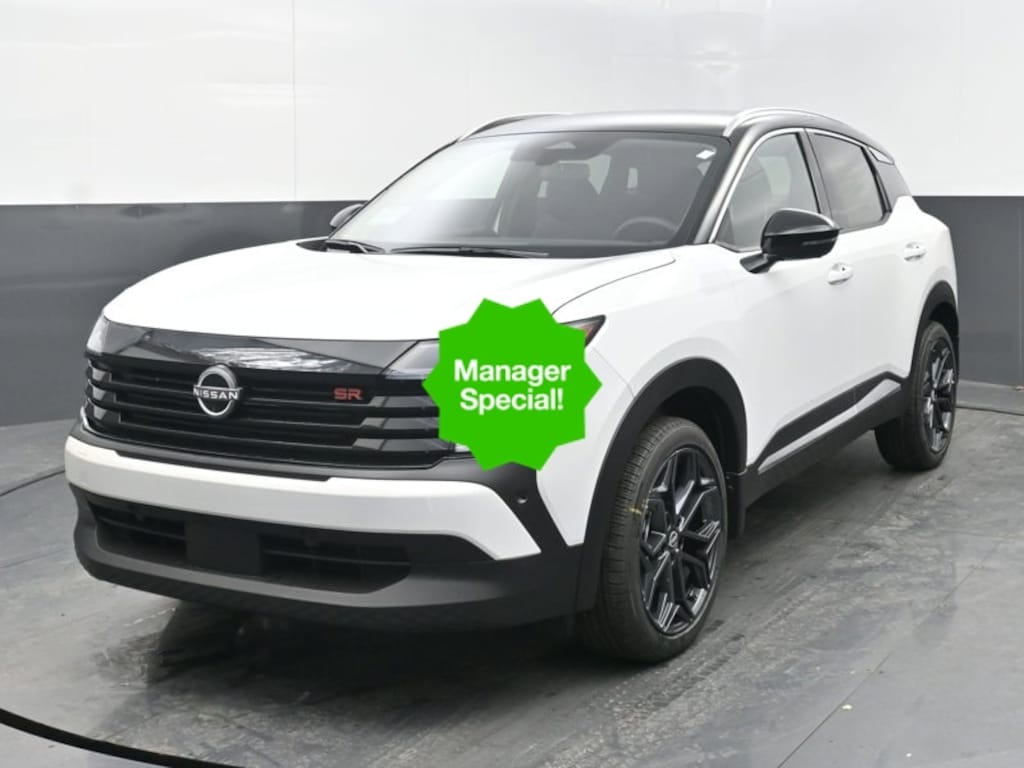 New 2025 Nissan Kicks SR SUV