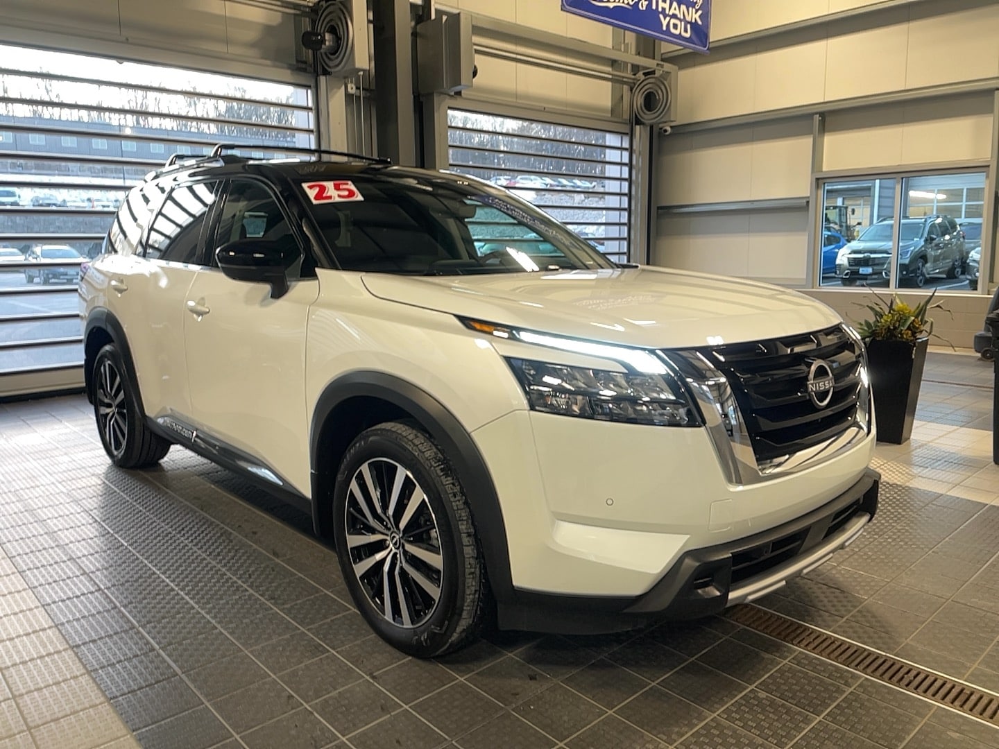 2025 Nissan Pathfinder SUV 