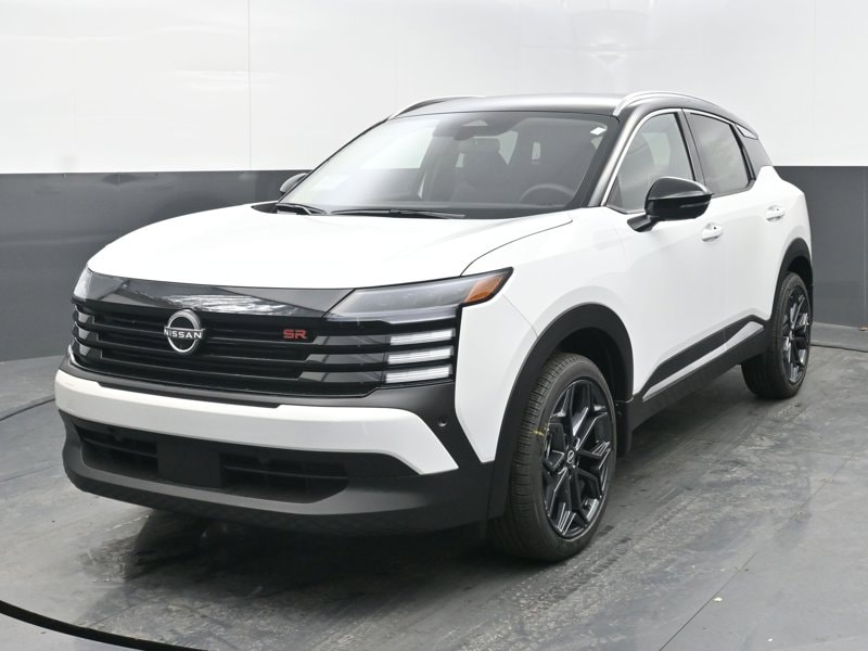 2026 Nissan KICKS SR AWD's photo