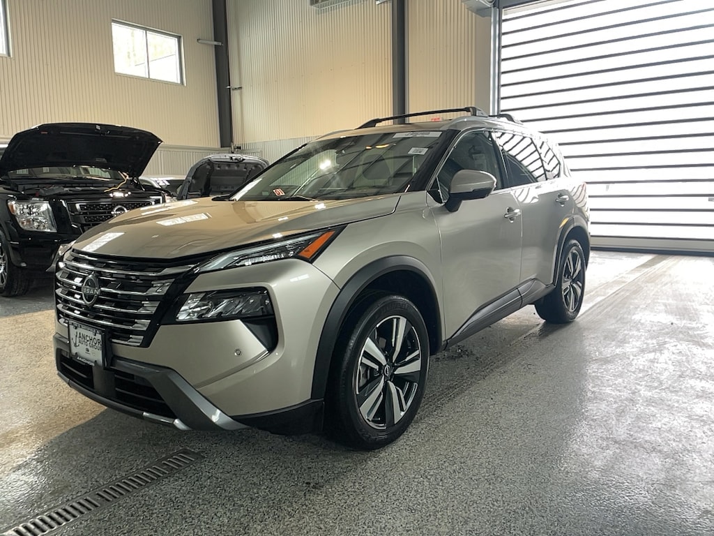 Used 2024 Nissan Rogue SL PREMIUM AWD SUV