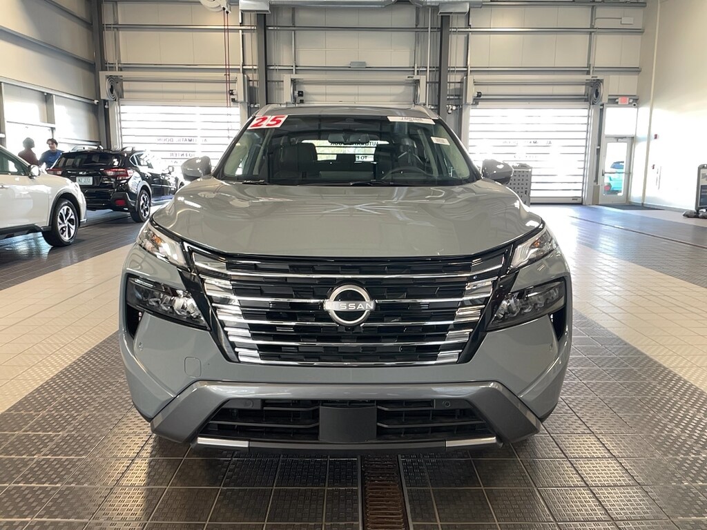 Used 2025 Nissan Rogue SL PREMIUM TECH AWD SUV