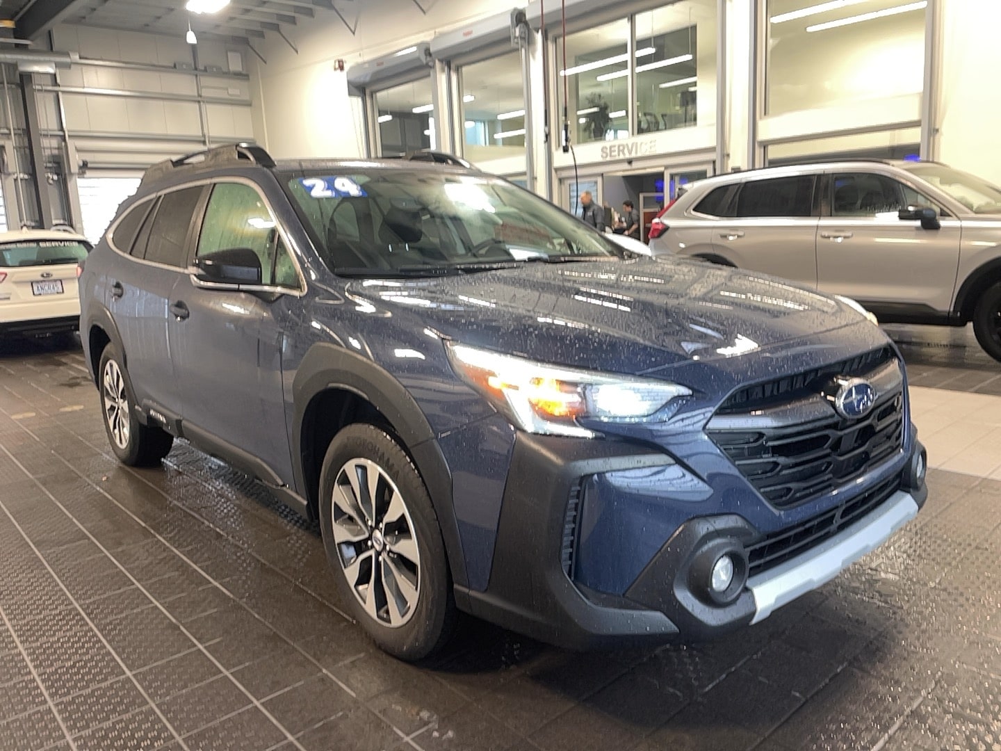 2024 Subaru Outback Limited's photo