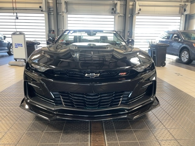 Used 2023 Chevrolet Camaro 2SS with VIN 1G1FG3D74P0125584 for sale in North Smithfield, RI