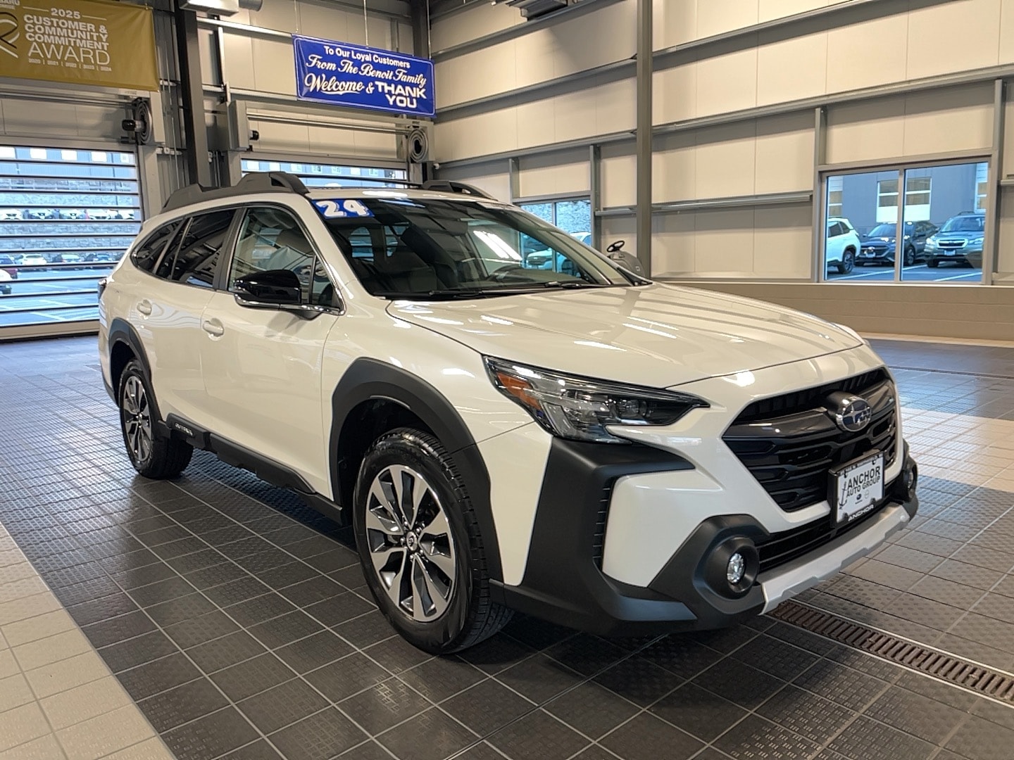 2024 Subaru Outback Limited's photo