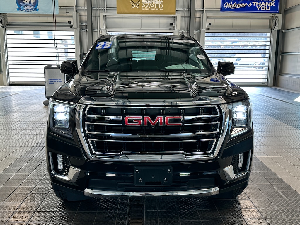 Used 2023 GMC Yukon XL SLT PREMIUM 4X4 SUV